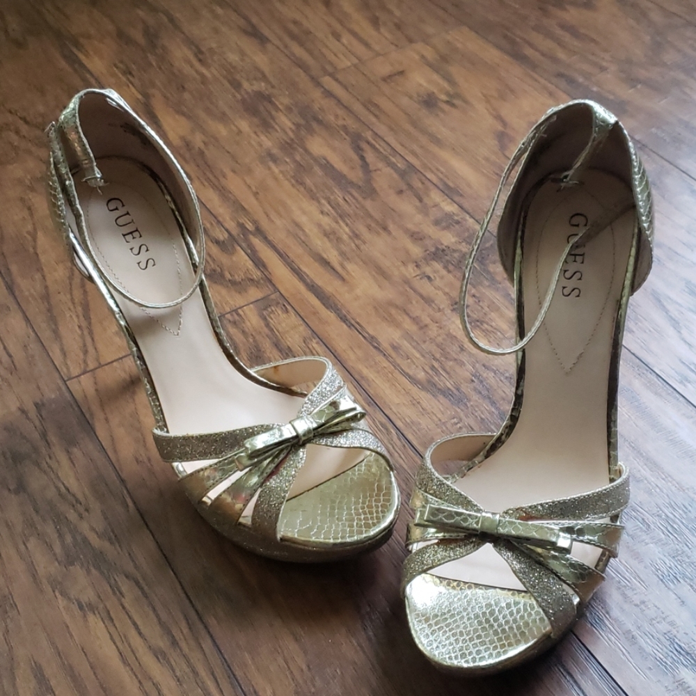 Glittery gold GUESS heels
